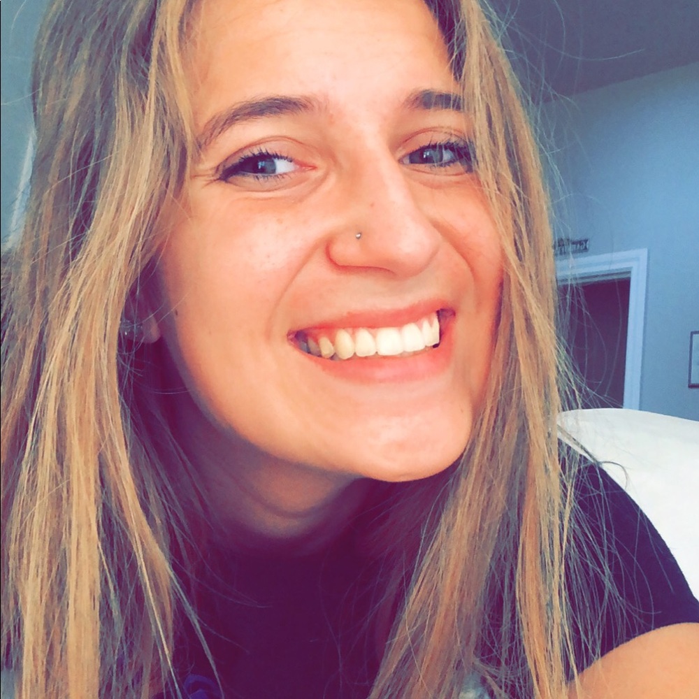 Meet your Posher, Gabrielle